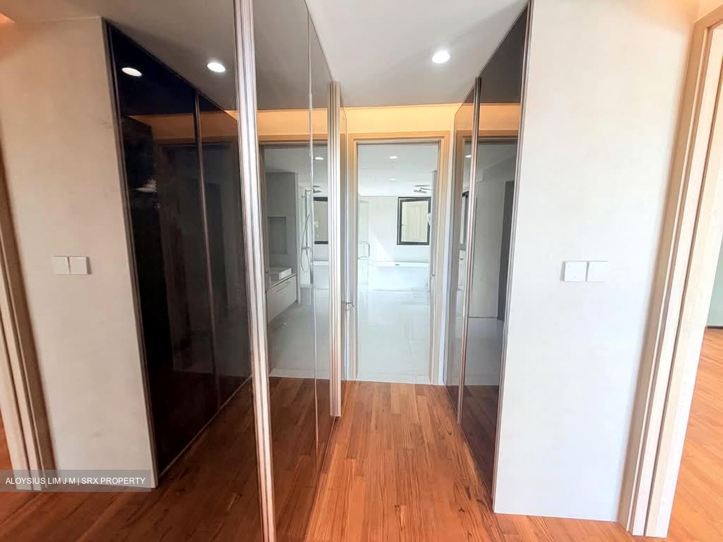 Lucky Hills (D16), Terrace #559077421